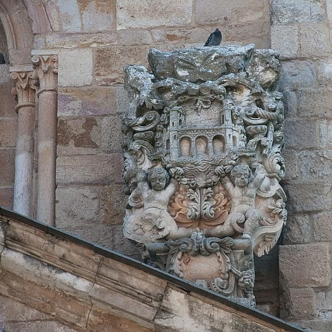 6. Iglesia de San Ildefonso