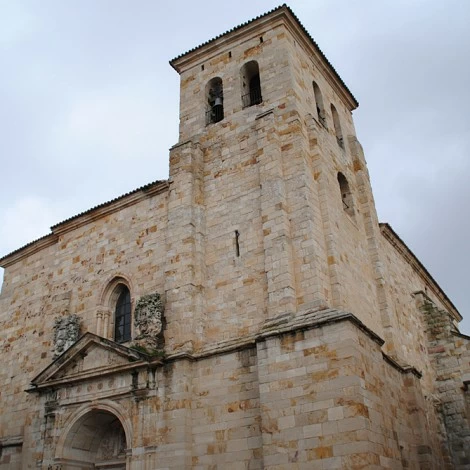 6. Iglesia de San Ildefonso