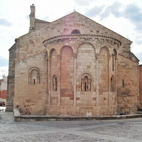5. Iglesia de Santa María la Nueva